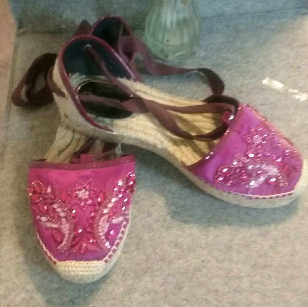 Oscar de la Renta Pink Embellished Espadrille Flats